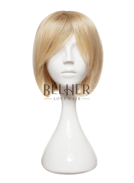 Discover the JOYCE Wig in Natural Ombre Light Blonde, a monofilament