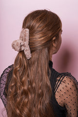 Cleste Cu Blanita Aplicatii Maro Deschis