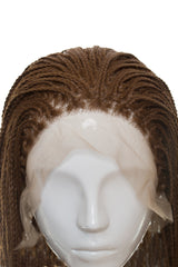 Celebrity Peruca Nyah Saten Aramiu